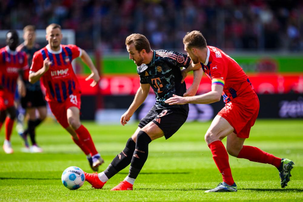 仍是亚洲足 仍是亚洲足