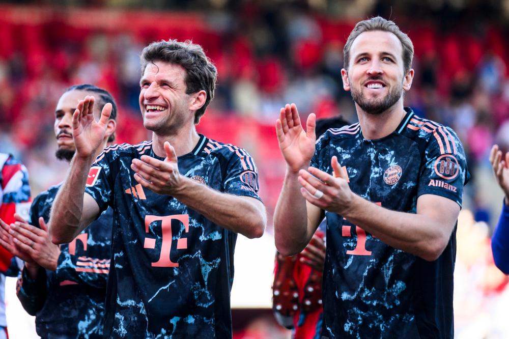 詹姆斯對湖 詹姆斯對湖